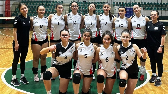 Körfezli voleybolcu kızların ikinci galibiyeti